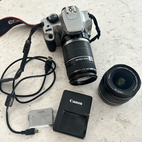 Canon Rebel DSLR Camera - Picture 4 of 8
